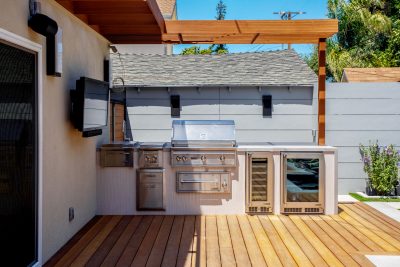 Backyard Kitchen Remodeling Services in Woodland Hills