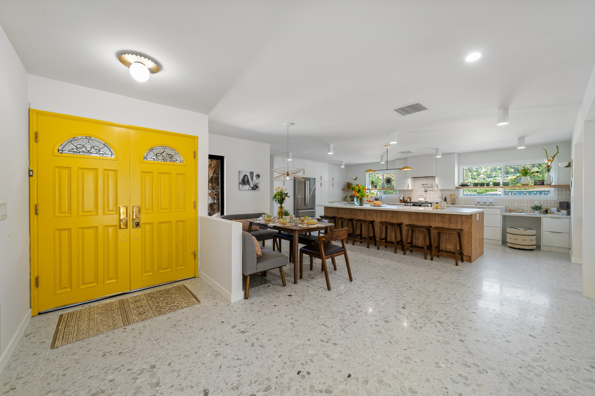 Contemporary Open Plan Kitchen Kitchen Remodel in Los Angeles, CA by Green Works Construction & Design Inc project photo 3