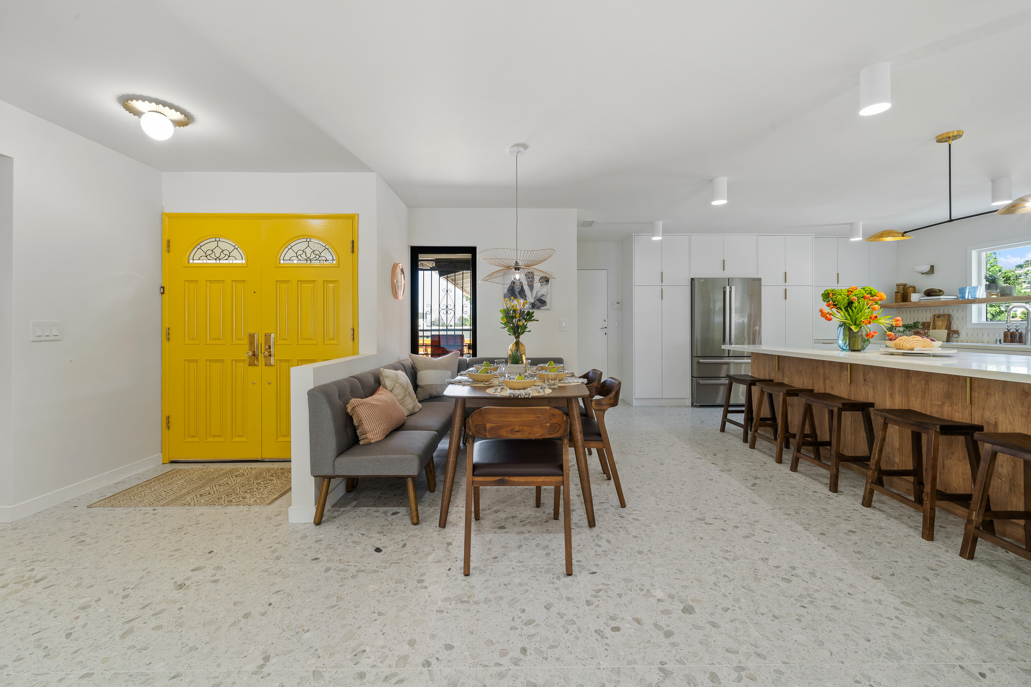 Contemporary Open Plan Kitchen Kitchen Remodel in Los Angeles, CA by Green Works Construction & Design Inc project photo 4