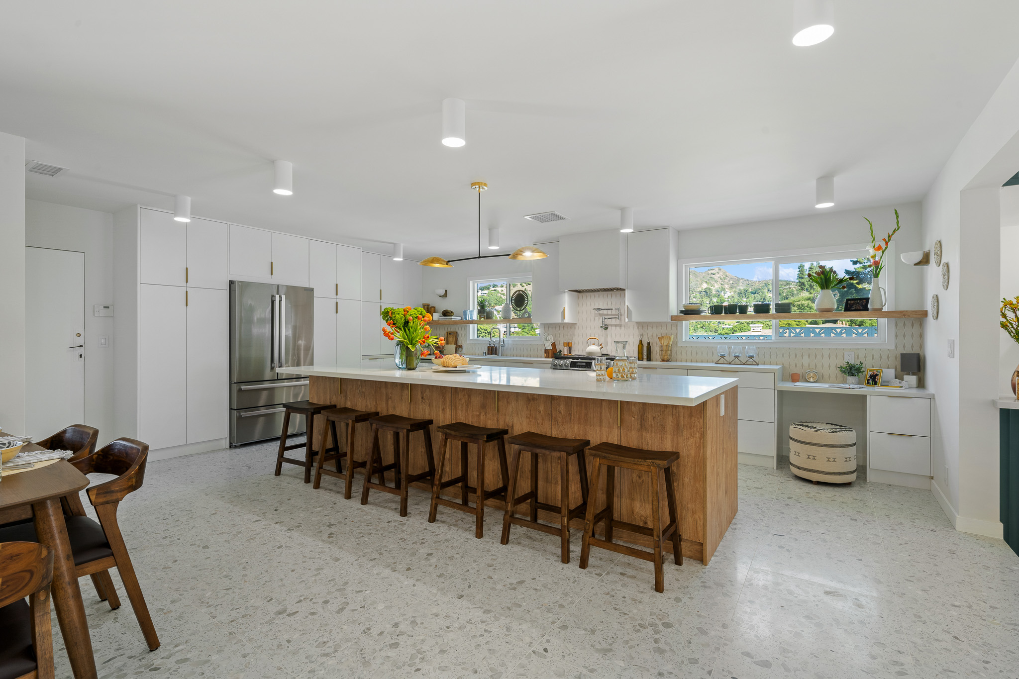 Contemporary Open Plan Kitchen Kitchen Remodel in Los Angeles, CA by Green Works Construction & Design Inc project photo 5