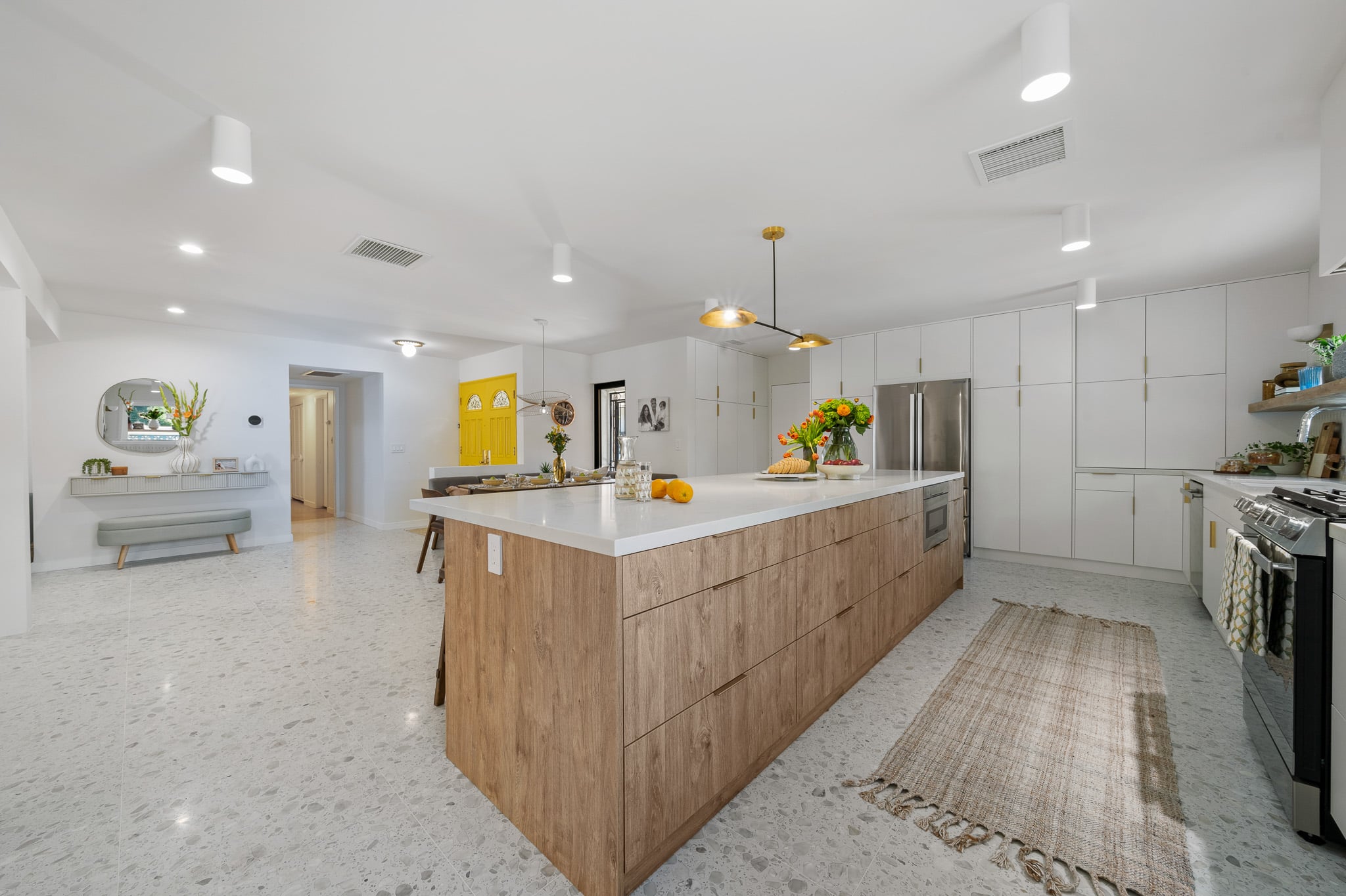 Contemporary Open Plan Kitchen Kitchen Remodel in Los Angeles, CA by Green Works Construction & Design Inc project photo 8